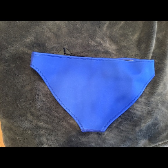 TRIANGL bikini bottom - Picture 2 of 3